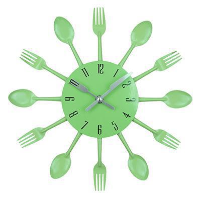 horloge industrielle cuisine vert